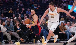 记者：吴少聪发烧，今日出席国安赛前发布会球员调整为张玉宁