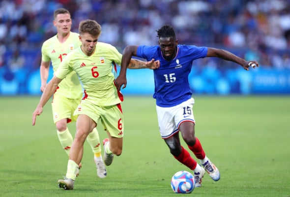 前同事：阿莫林对人要求很严格，但他充满同理心和热情